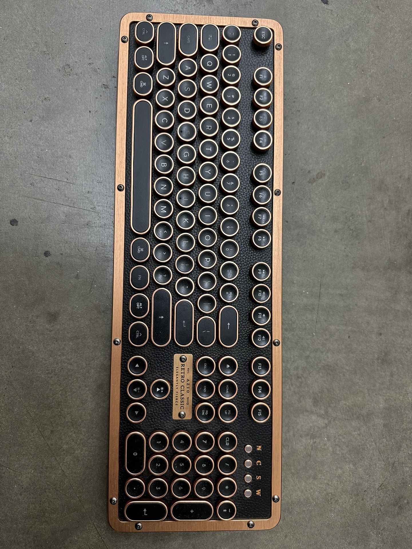 retro classic keyboard