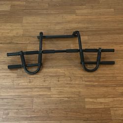 Pull Up Bar