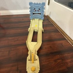 Hot Wheels Mario Kart Thwomp Ruins Trackset