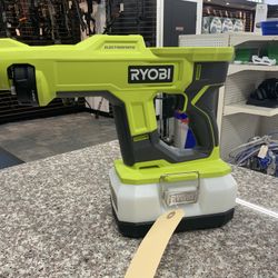 RYOBI ONE+ 18V Cordless Handheld Electrostatic Sprayer