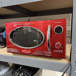 Microwave Retro Series By Nostalgia 