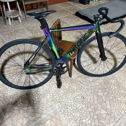 Bicicleta Throne 
