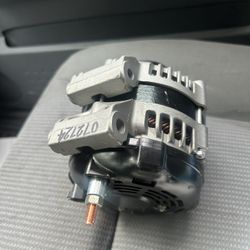 Alternator New  Dodge Caravan  Caravan 2011 -2020    () /2011-2014 Avenger