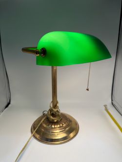 Vintage Bankers Lamp Emeralite Green Glass Shade Brass Base Desk Office Light