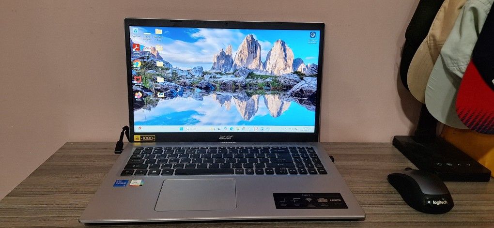 Acer Laptop - Aspire 3