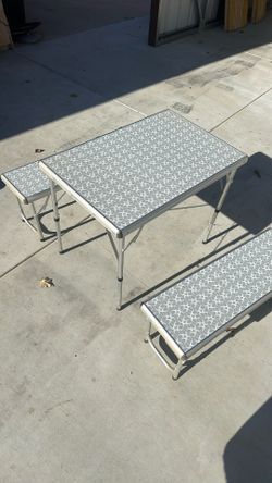 Coleman Camp Table And Chairs For 4