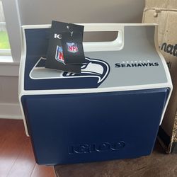 New Igloo Playmate Seahawks Cooler 