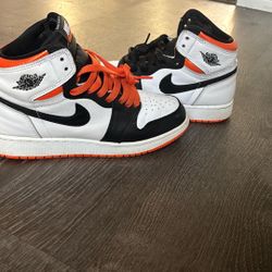 Electro Orange Jordan 1