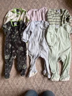 Baby 6-9 month fleece footed sleep n play onesie pajamas