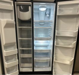 🥶 🧊 💦GE Stainless Side by Side Fridge💦🧊🥶