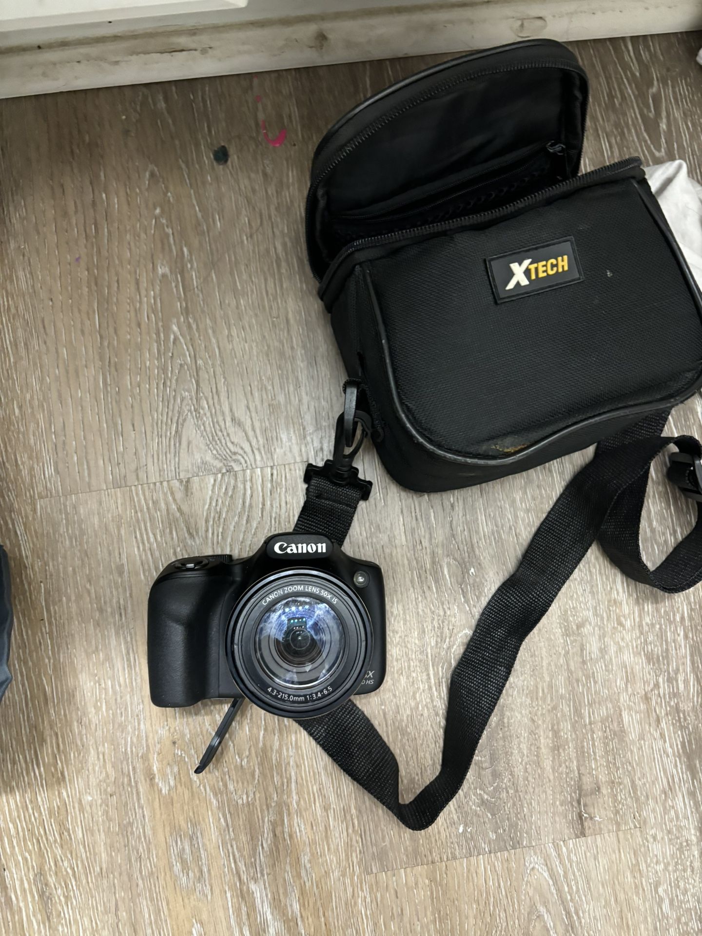 Nikon Coolpix L840 And Canon Powershot SX530