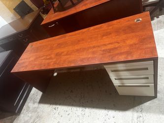 OFFICE/HOME DESK COMPUTER DESK