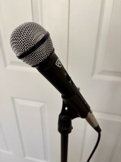 Rockville Dynamic Microphone + Stand + Cable + Clip - Like New