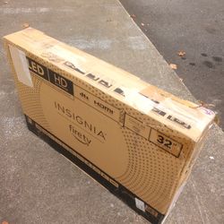 *FIRM PRICE NON-NEGOTIABLE* New 32 In. Insignia Smart 🔥 TV W/Remote