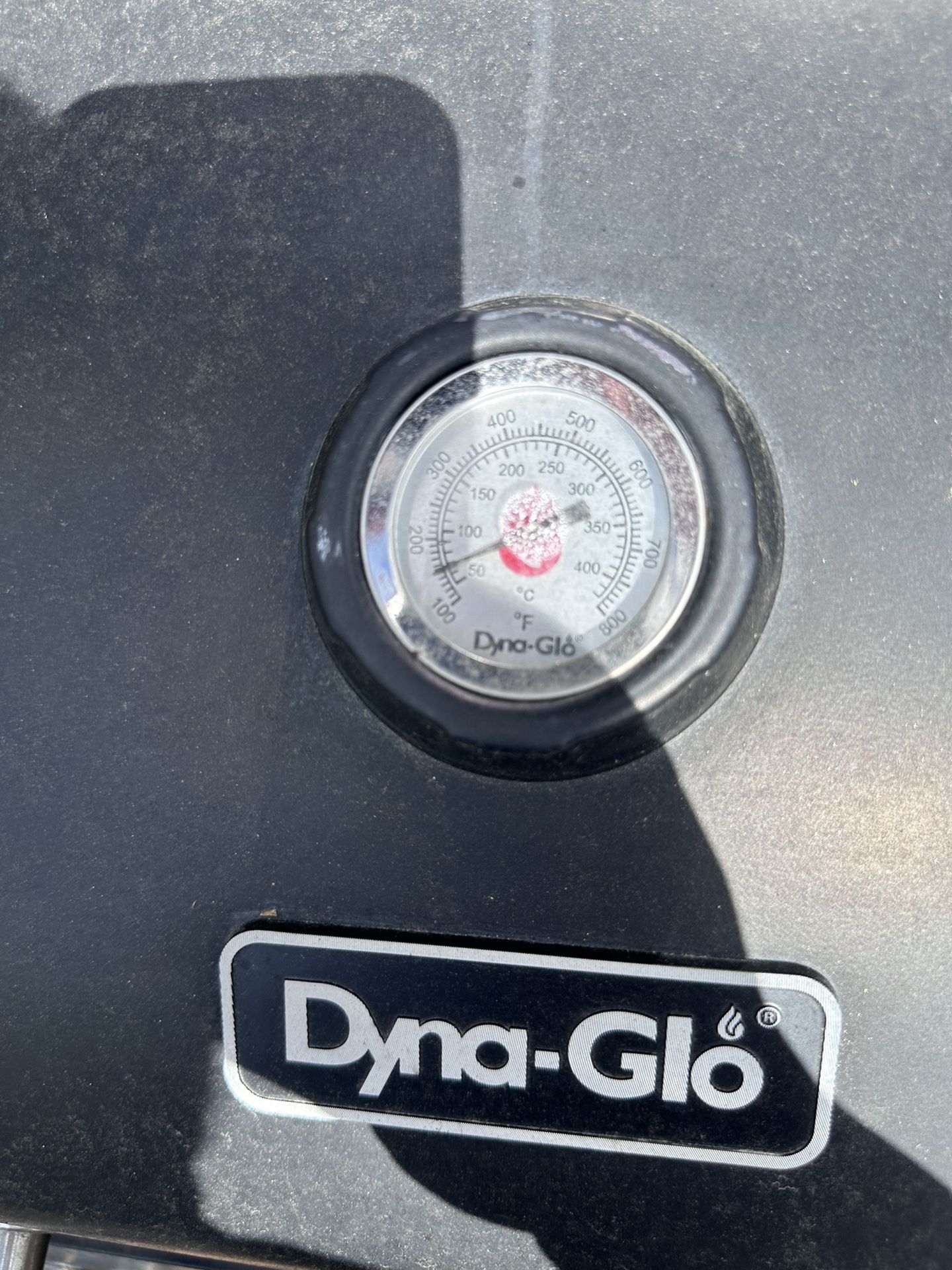 3 Burner Gas Grill like new 