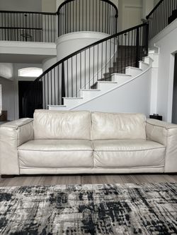 Leather Sofa From Nebraska Furniture Market 