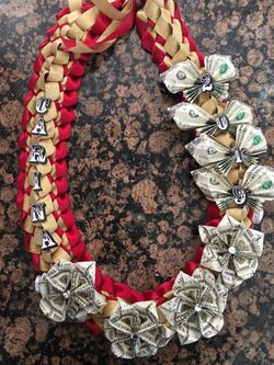Graduation leis