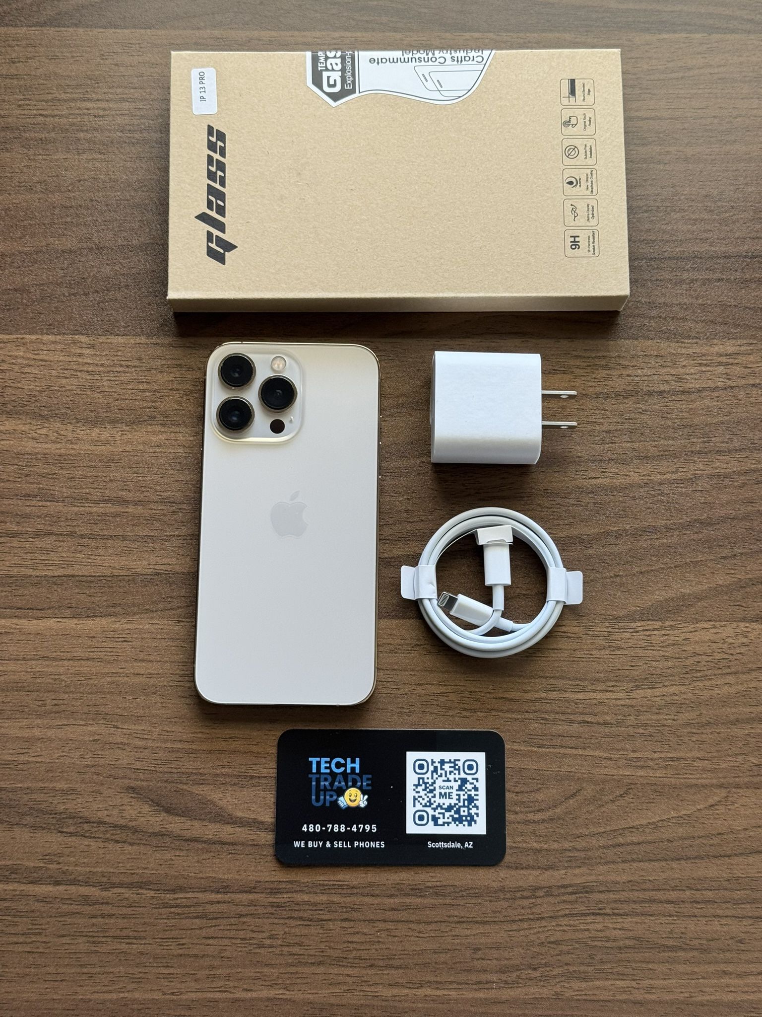 iPhone 13 Pro 128Gb Unlocked Free Case And Charger