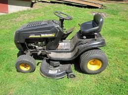 Riding lawn mower