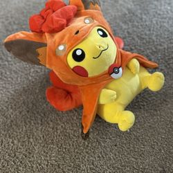 Pokemon Vulpix Cape Pikachu