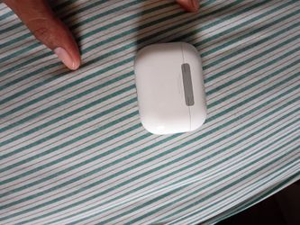 Apple AirPods Pro (2nd Generation)