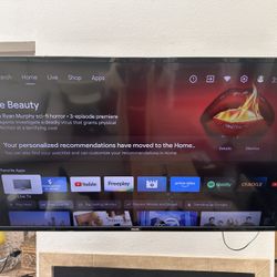 PHILIPS SMART HDTV - 57”  + Wall Mount