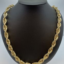10K GOLD ROPE CHAIN. NEW. 