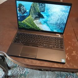 Dell Latitude Tuchscreen I7 Processor 8 Core 16gb Ram 512gb Ssd Windows 11 Pro Very Clean With Charger 