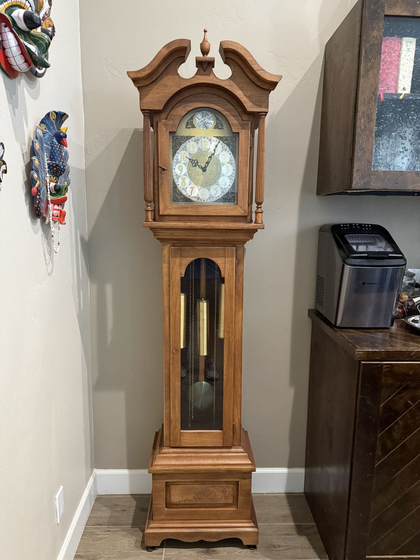 Beautiful Grandfather Clock 