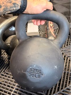 70 LB Kettlebell