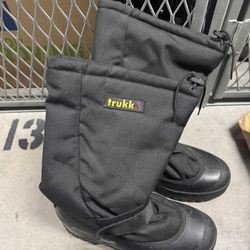 Trukk Male boots Size 11
