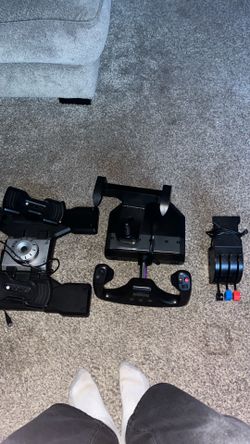 Logitech Saitek Flight Yoke System w/ rudder pedals