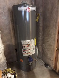 Brand New Rheem 40 Gallon Gas Water Heater $475