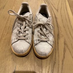 Free Stan Smith women’s Sz 5.5