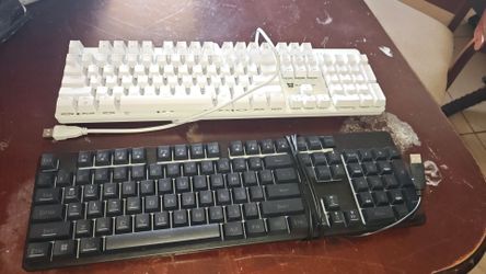 PC Keyboards. $10 each