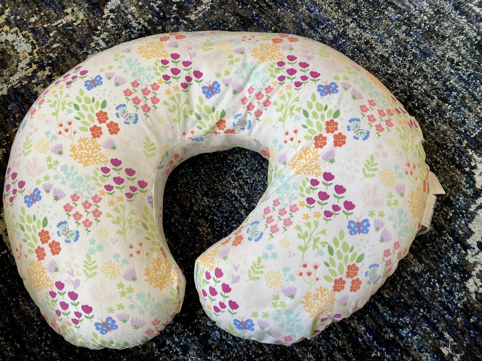 Boppy Nursing Pillow - Garden party