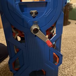 Hot wheels Mega Garage