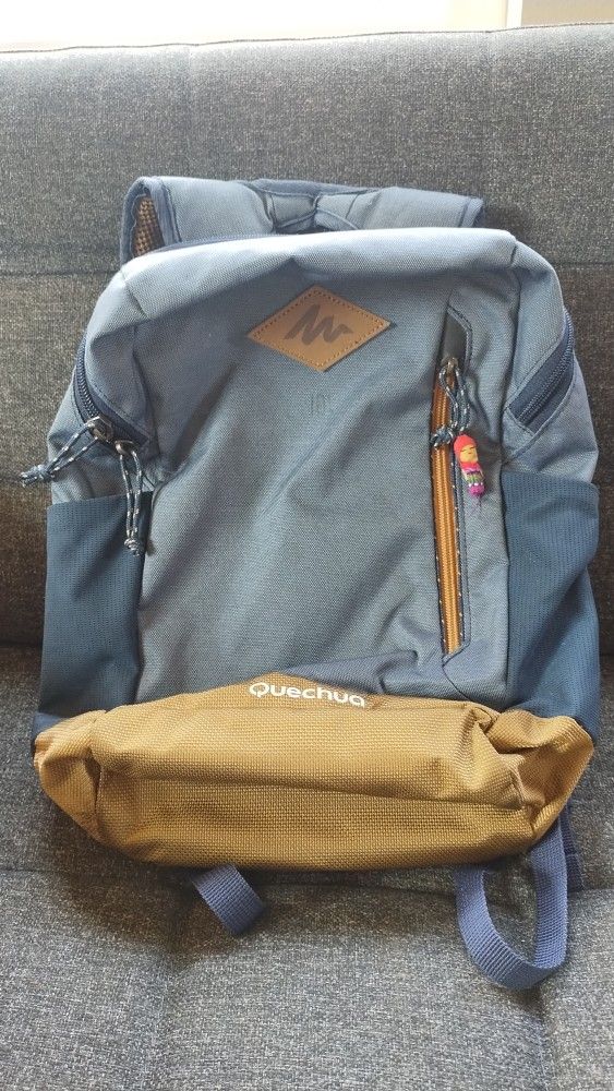 Quechua 10L Backpack