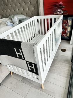 Baby Crib New