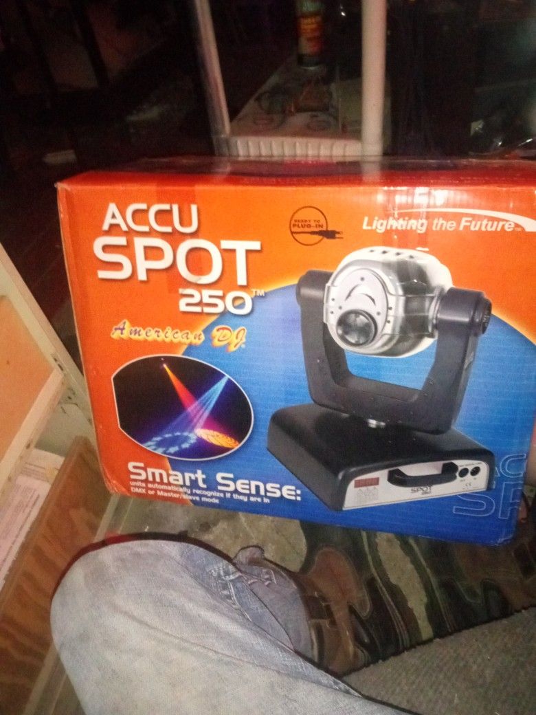 Accu Spot 250 American DJ Stage Light