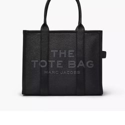 THE LEATHER LARGE TOTE BAG