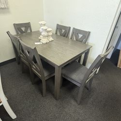 Dining Table With 6 Chairs 