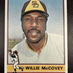 1976 Willie McCovey Baseball Card 