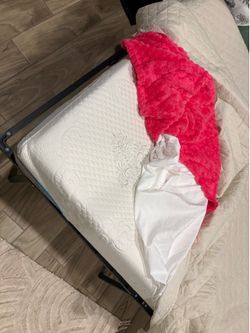 Full size bed
