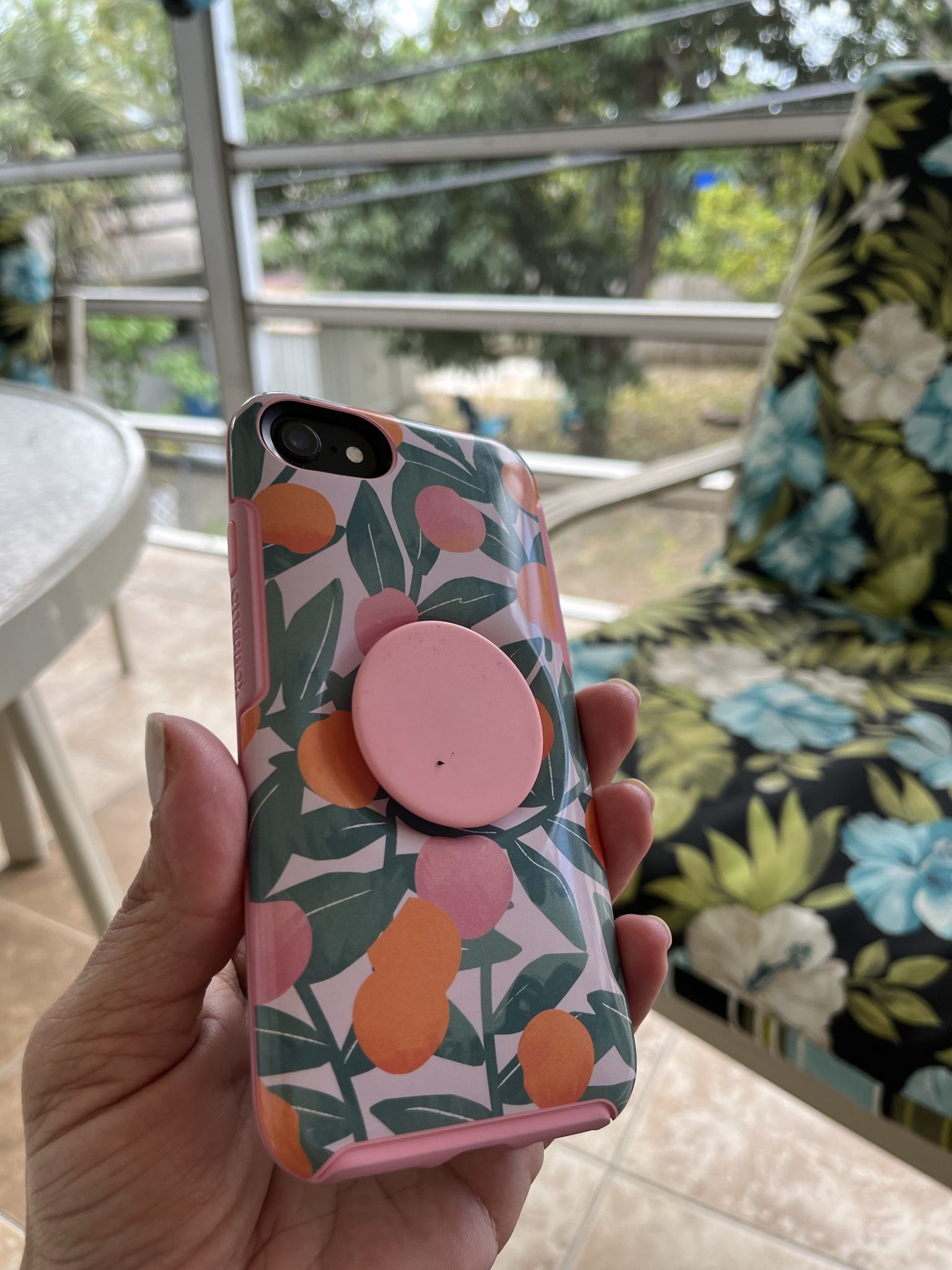 iPhone SE Locked to boost mobile