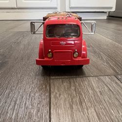 Diecast Scale 1/24 Metal 1953 White 3000 Stake Truck  Great Condition 