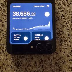 Z FLIP 6 JUS INSIDE SCREEN DONT WORK , EASY HUNDRED BUCK FIX