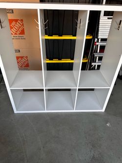 Backpack station