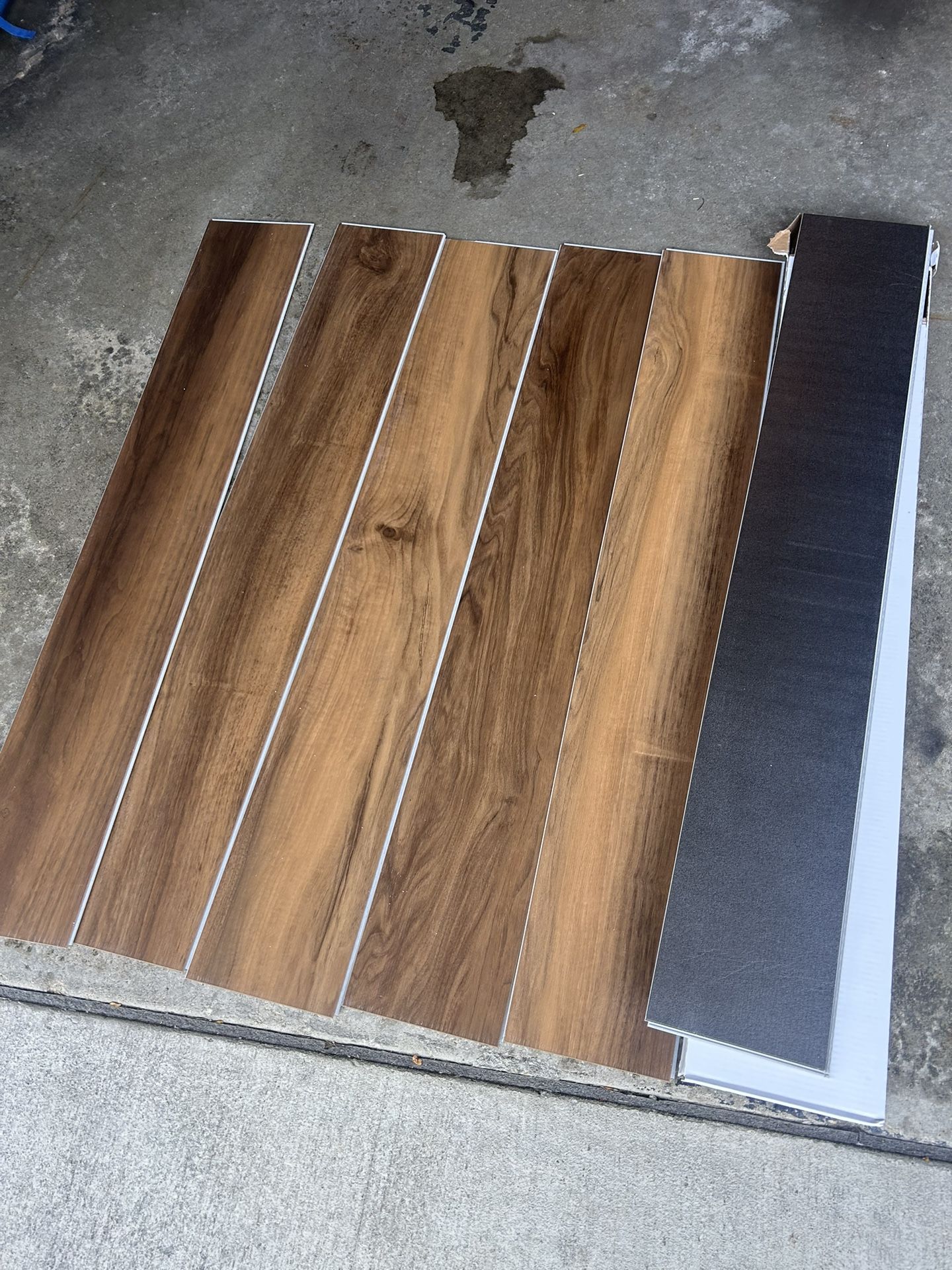 Vinyl Floor 1225 Sq Ft Available Waterproof
