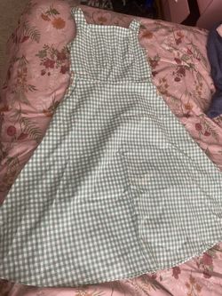 Green picnic dress